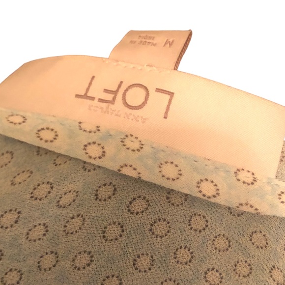 Ann Taylor Loft Printed Ruffled Blouse size Medium - Picture 10 of 10